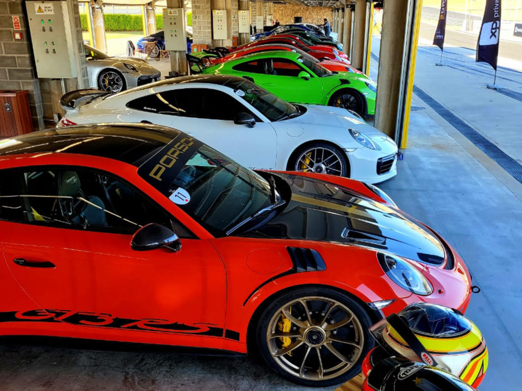 Porto Seguros - Clínica de Pilotagem - Velocitta- 28/06/22 7 Simulador de Corrida