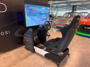 Simulador de corrida Sensa VR