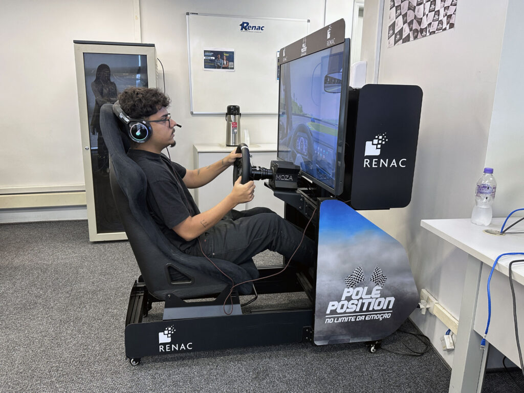 RENAC 1 Simulador de Corrida